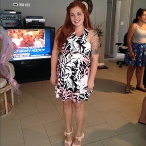 Hawaiian print. A-line dress